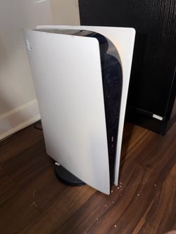 Sony Play Station 5 Like New