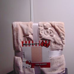 HELLO KITTY TWIN BLANKET 