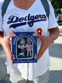 Día de los Dodgers 2026 first ever Catrín and Catrina Día de los muertos dúo