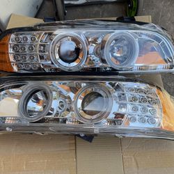 Open Box 97-03 BMW E39 5-Series LED DRL / Signal Projector Headlights