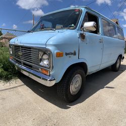 Chevy Van 