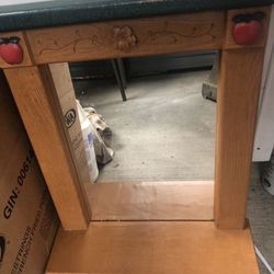Mirrored Apple shelf