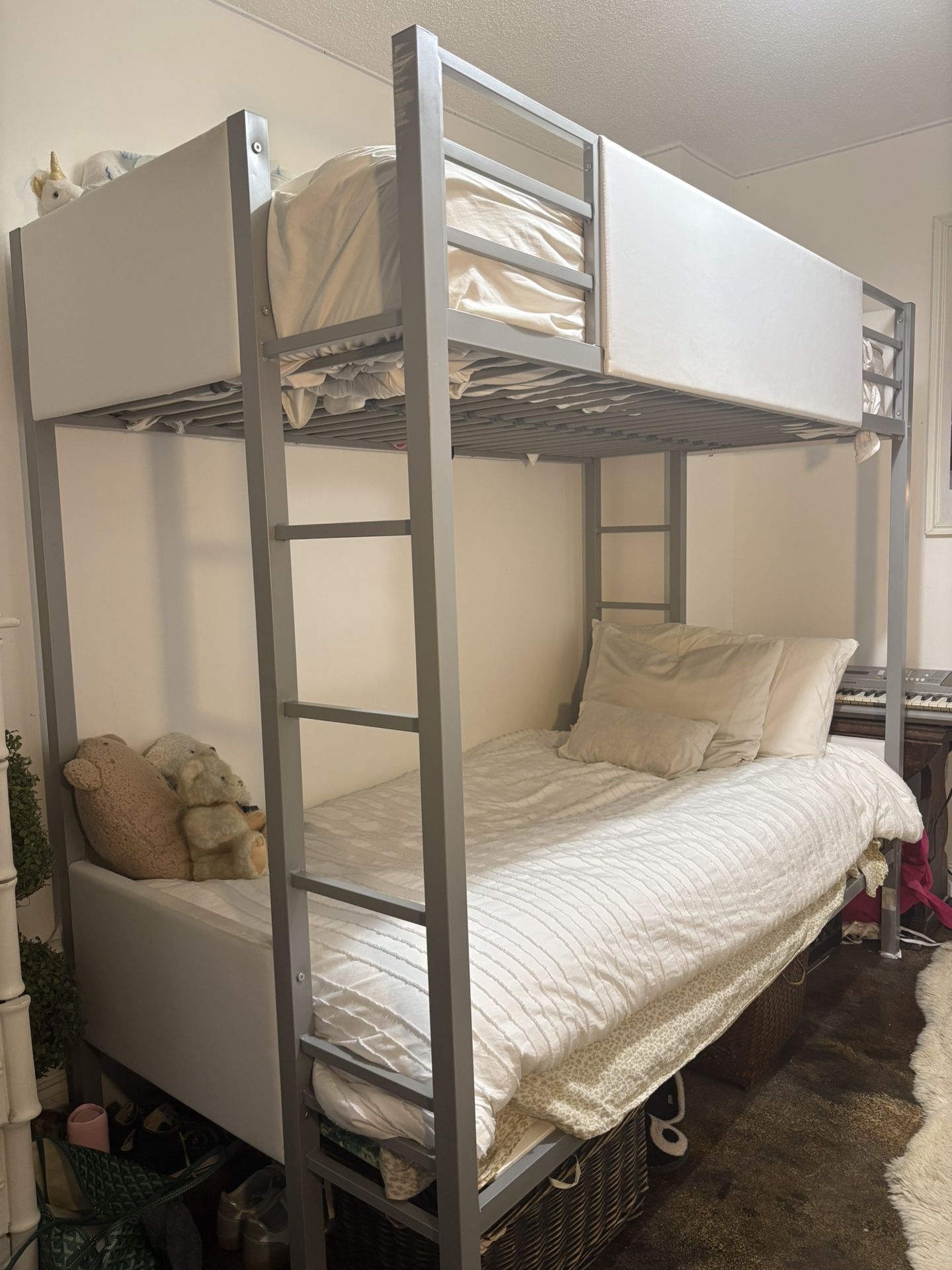 Twin sized bunk bed frame