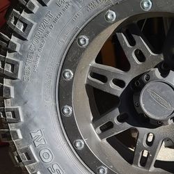 33×12.5 R17 MICKEY THOMPSON  Baha Tire .Brand New Never Used.