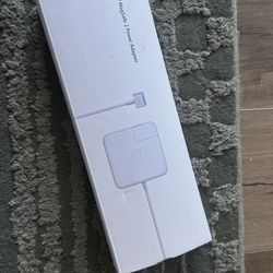 BRAND NEW 45w MagSafe power adaptor for MacBook