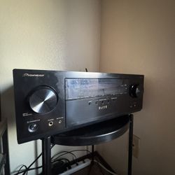 Pioneer Elite 7.2 Receiver VSX-LX104