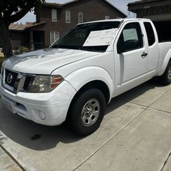2010 NISSAN FRONTIER XE. 175K MILES 