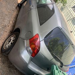 2010 Wrecked Toyota Yaris- For Parts