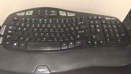 Logitech K350 Wireless Comfort Wave Keyboard Y-R0053 - No USB Receiver - Powers