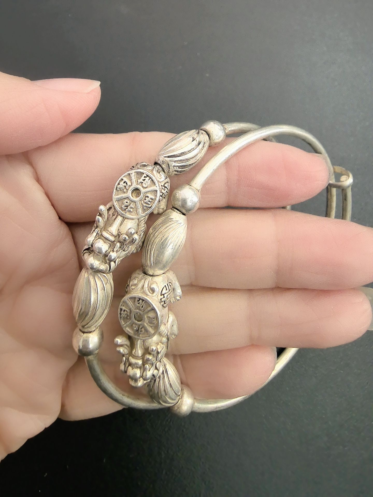 8-inch classic bracelet.