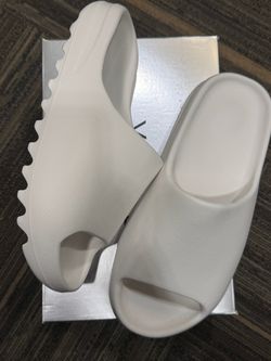 YZY YS-01 slides