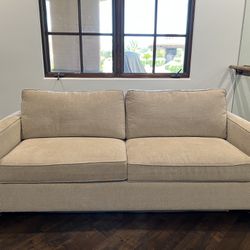 EXCELLENT Condition Pull Out Couch