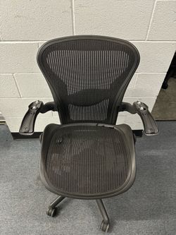 Herman Miller size A for parts