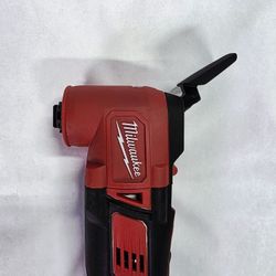 Milwaukee M18 Oscillating Multi Tool (Tool-Only)