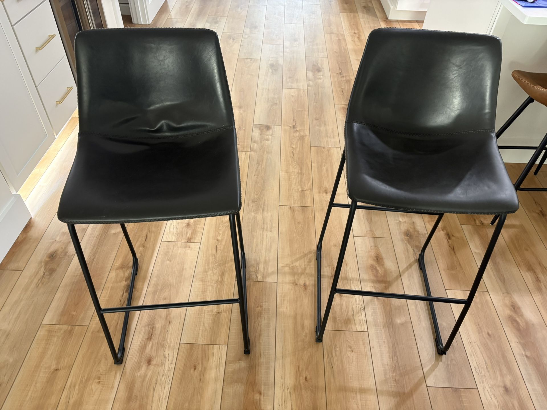 2 Bar Stools