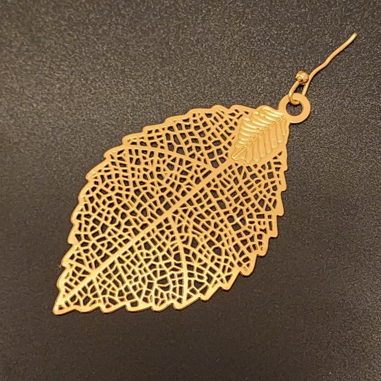 Rain Dangle Only One Earring, Mesh Leaf - Gold