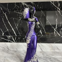 New  vintage african statues