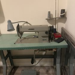 sewing machine, 1.5 years of use, Good Condition