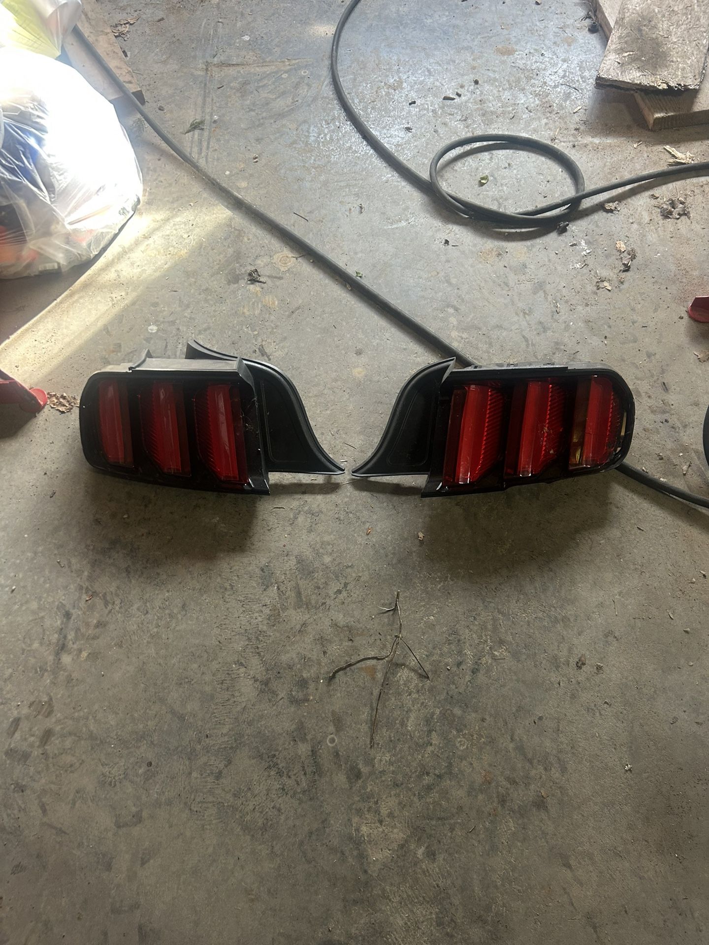 mustang taillights 