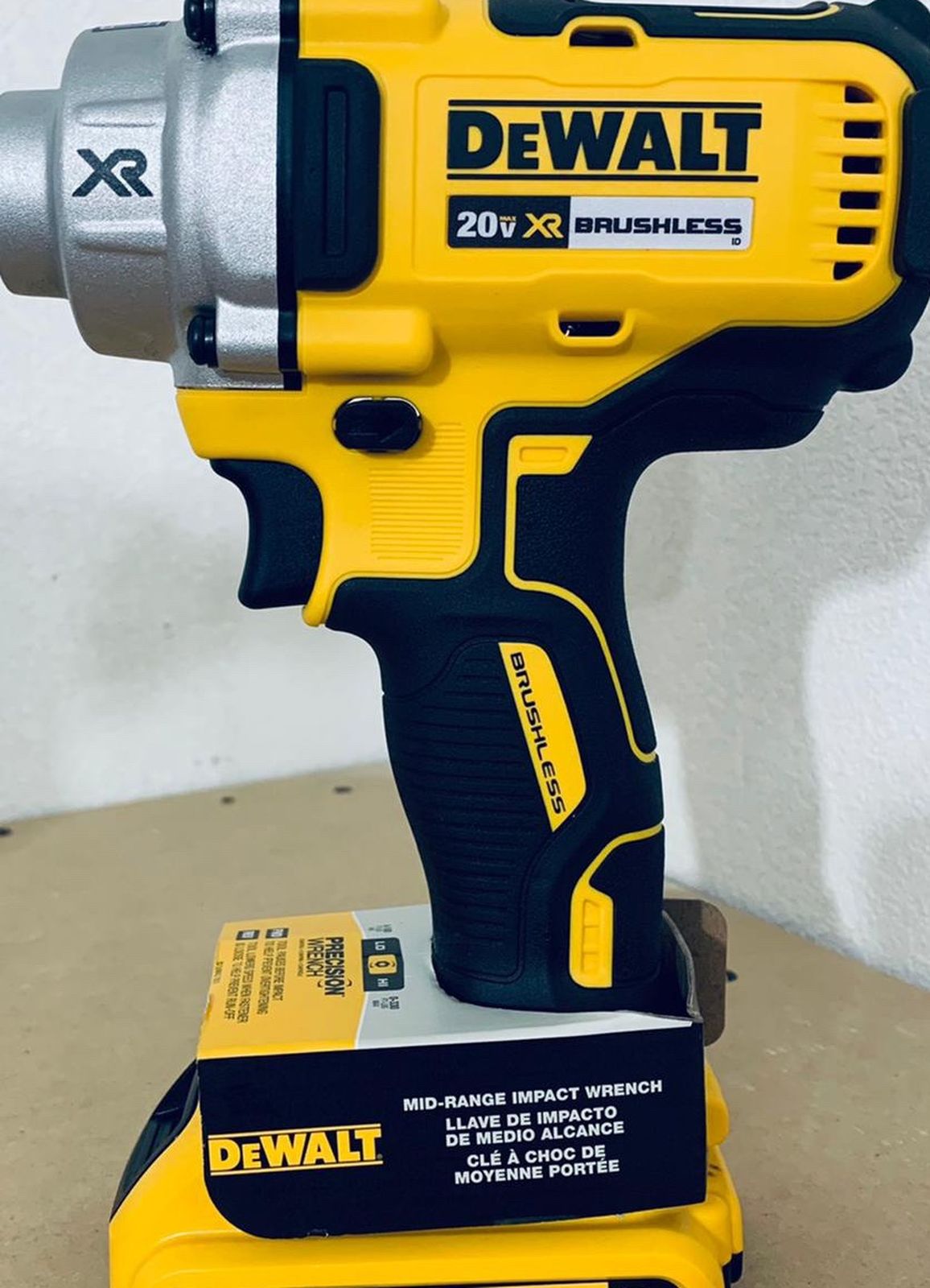 Dewalt XR Impact Wrench 1/2