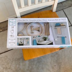 5 Piece Bath Set