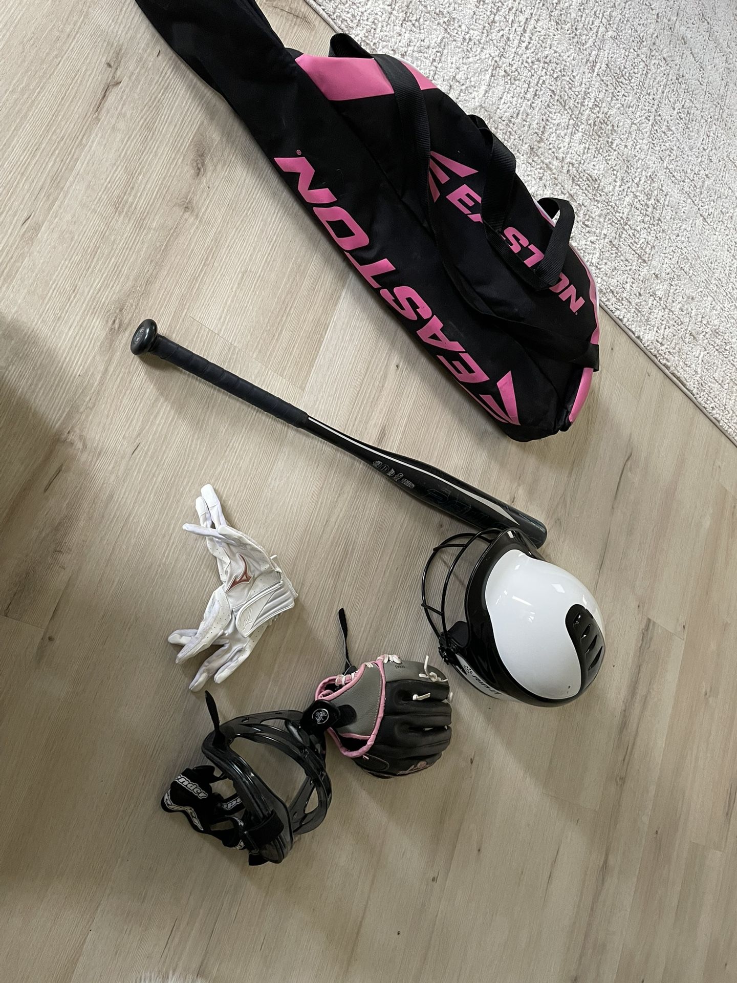Girls Softball Bundle Baseball Bat, Catching Glove, Batting Gloves, Defending Mask, Batting Helmet, And Baseball Bag.