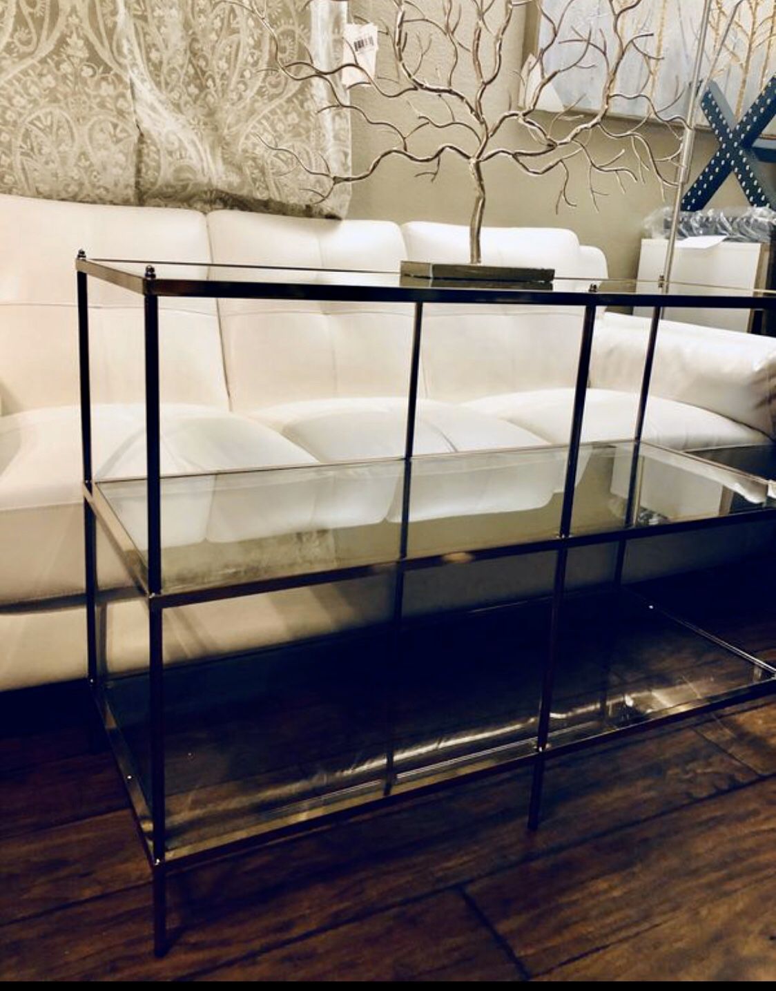 ⭐️New Accent/Console Table w/ mirrored shelf. UP BY ASHLAN AND TEMPERANCE IN CLOVIS