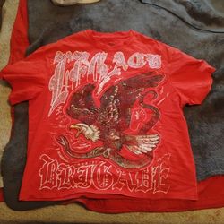 Size L. Red smoke size shirt