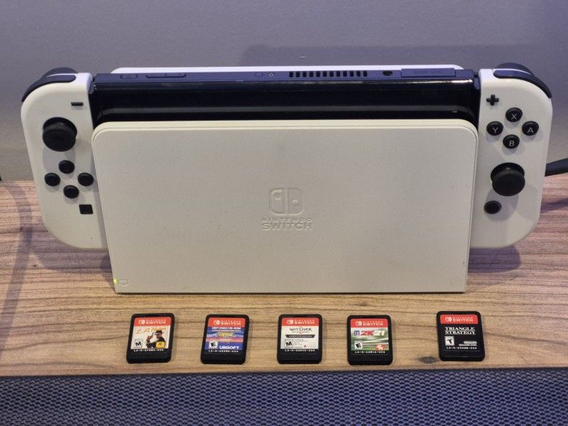 Nintendo Switch OLED