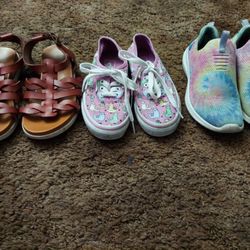 Girls shoes