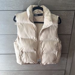 Zara Beige Puffer Vest