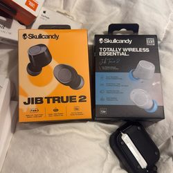 2 - Skull Candy Earphones