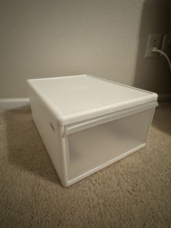 Super Comfortable Container / Storage box