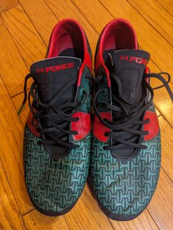 UNDER ARMOUR MEN'S FORCE SOCCER CLEATS. 10.5