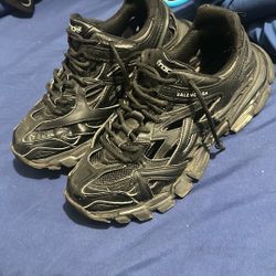 used balensiaga track 2