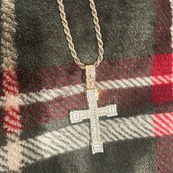 Baguette Iced Out Diamond Cross Pendant W/ Gold Rope Chain
