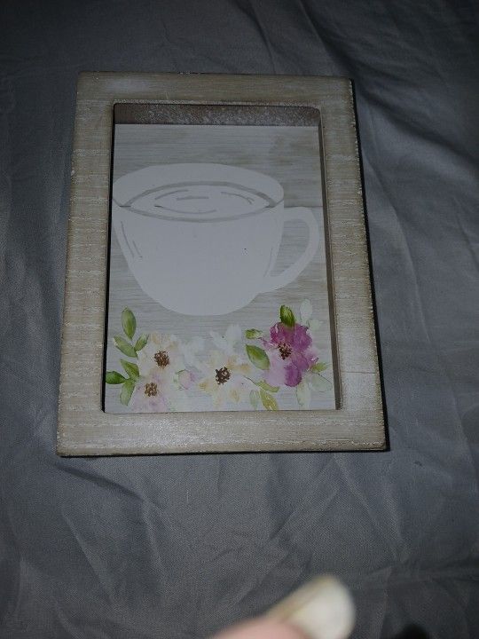 Calendars And Wall Pics And Stickers