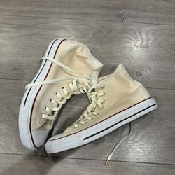 Converse Size 8 Men Lightly Used No Box 