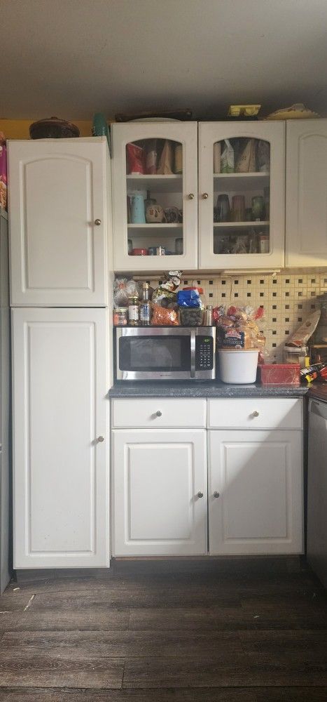 Kitchen Cabnets 
