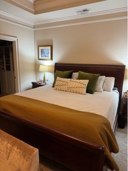 Riviera- King Size bed wh night stand and dressing table