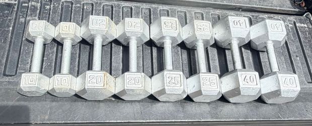 SET  OF  METALIC  PAINTED  DUMBBELLS  (PAIRS OF)  :  10s  20s  25s  40s