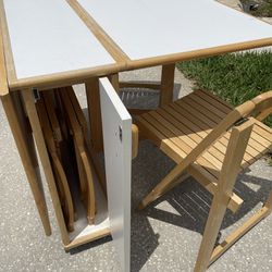 TABLE & FOUR CHAIRS FOLD UP/DOWN COMPACT STORAGE