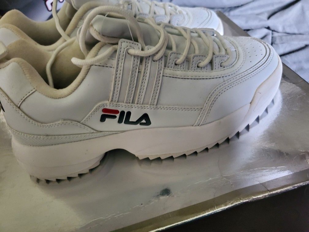 Women\'s Filas Shoes 