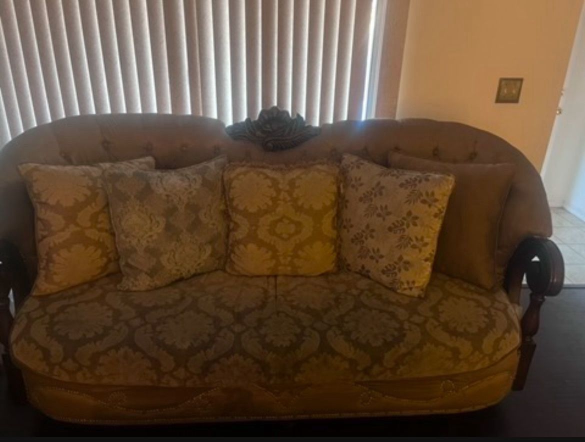 2 Sofa