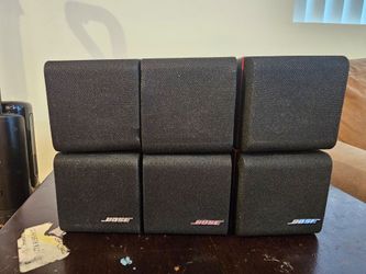 Bose Acoustimass Cube Speakers