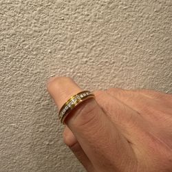 14k Gold Diamond Ring SIZE 10