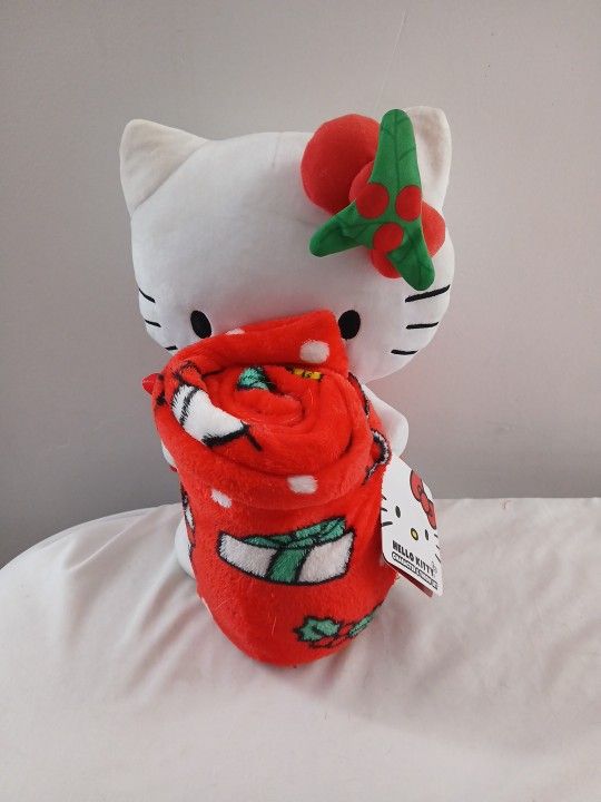 Hello Kitty Character Throw Set
