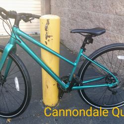 Cannondale Quick 3 Women's Hybrid Bike