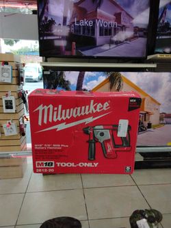 Milwaukee rotary hammer