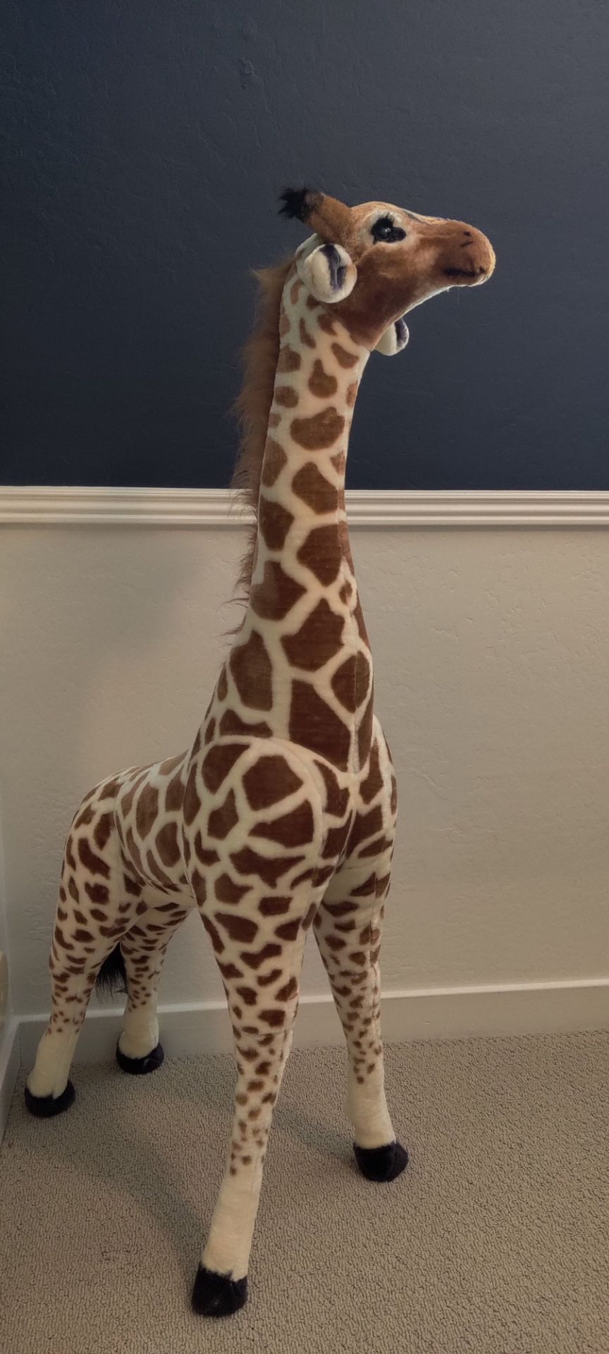 Melissa & Doug Giant Stuffed Giraffe – Over 4 Feet Tall | Excellent Condition
